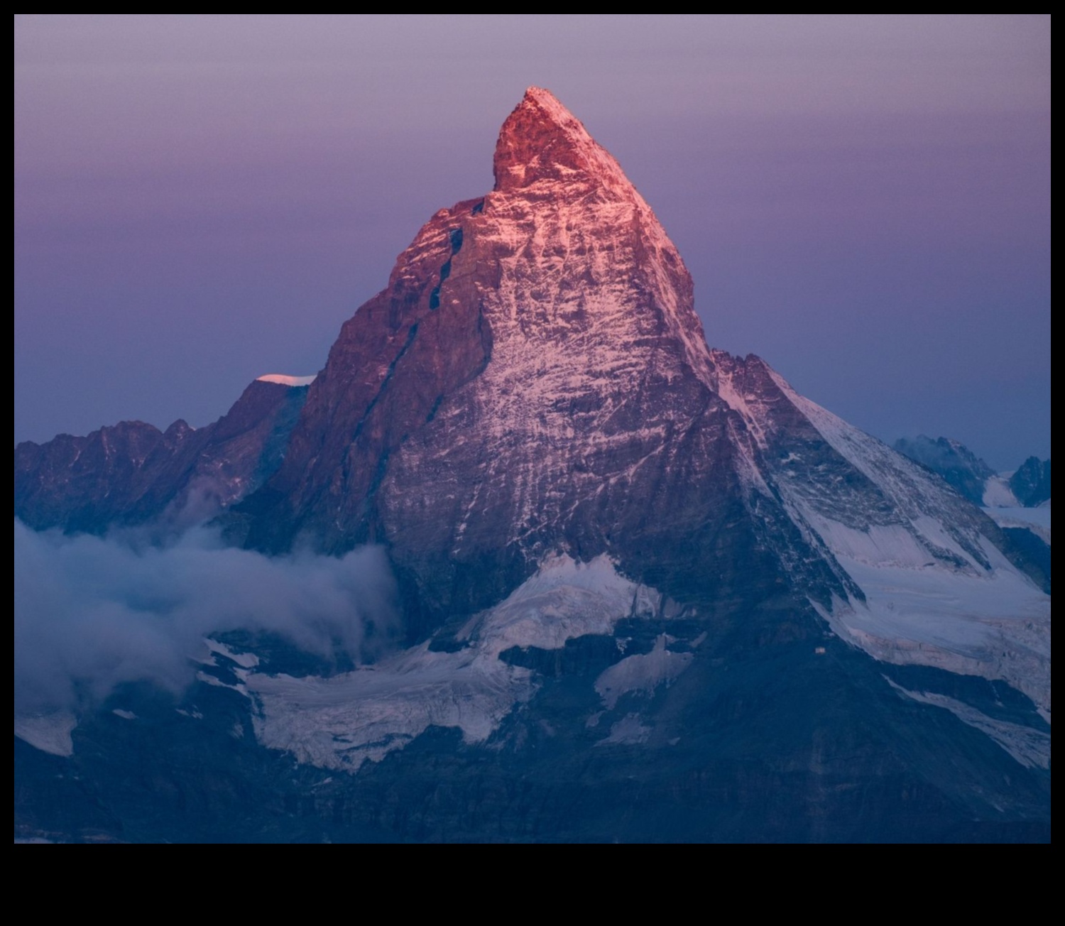 ما هو تأثير تغير المناخ على الحفاظ على المناظر الطبيعية في جبال الألب؟