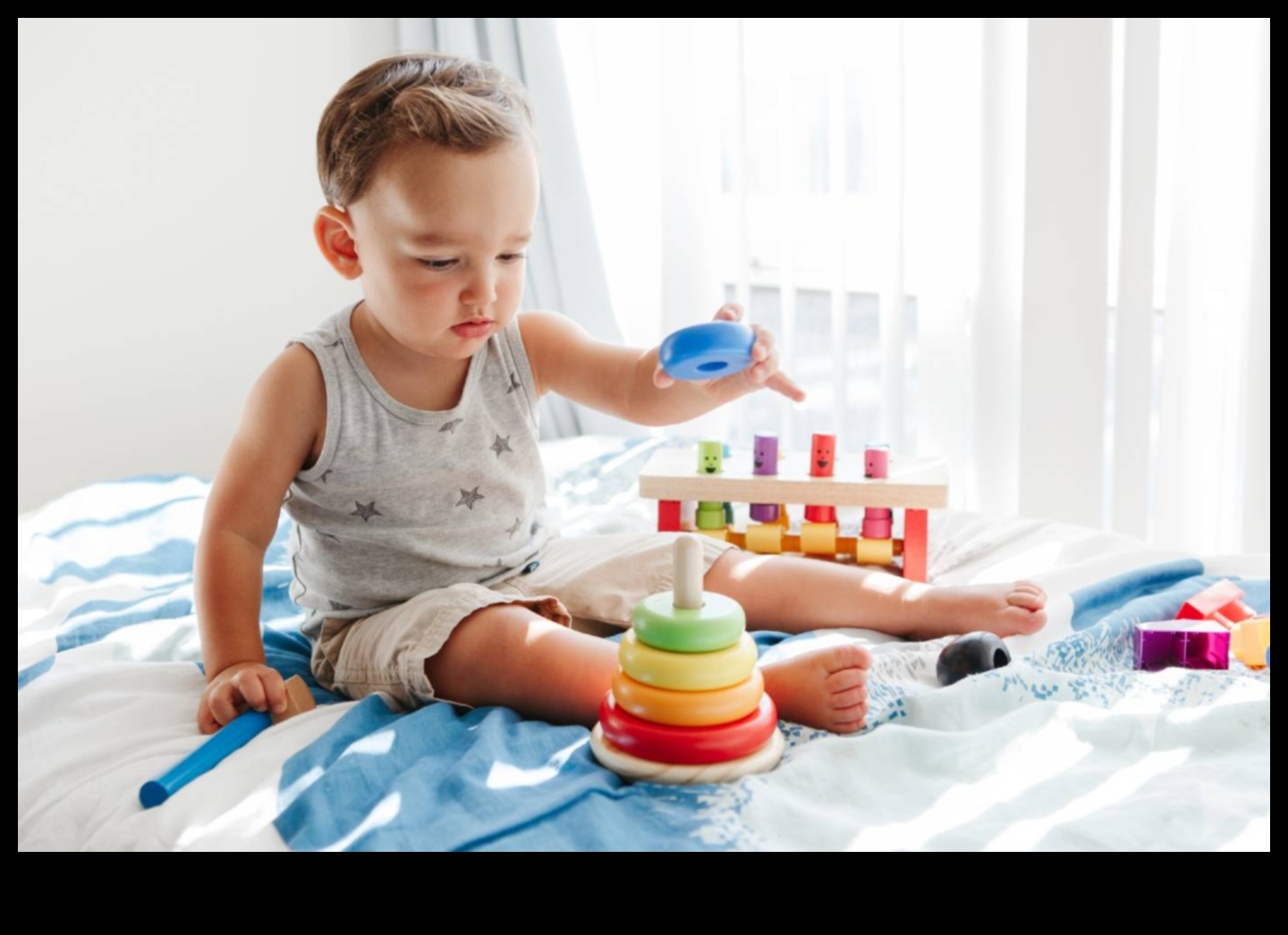 اكتشافات مبهجة: ألعاب جذابة لنمو الطفل